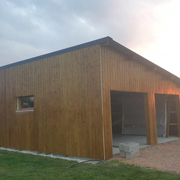 Pose de fenêtre de toit Mamers